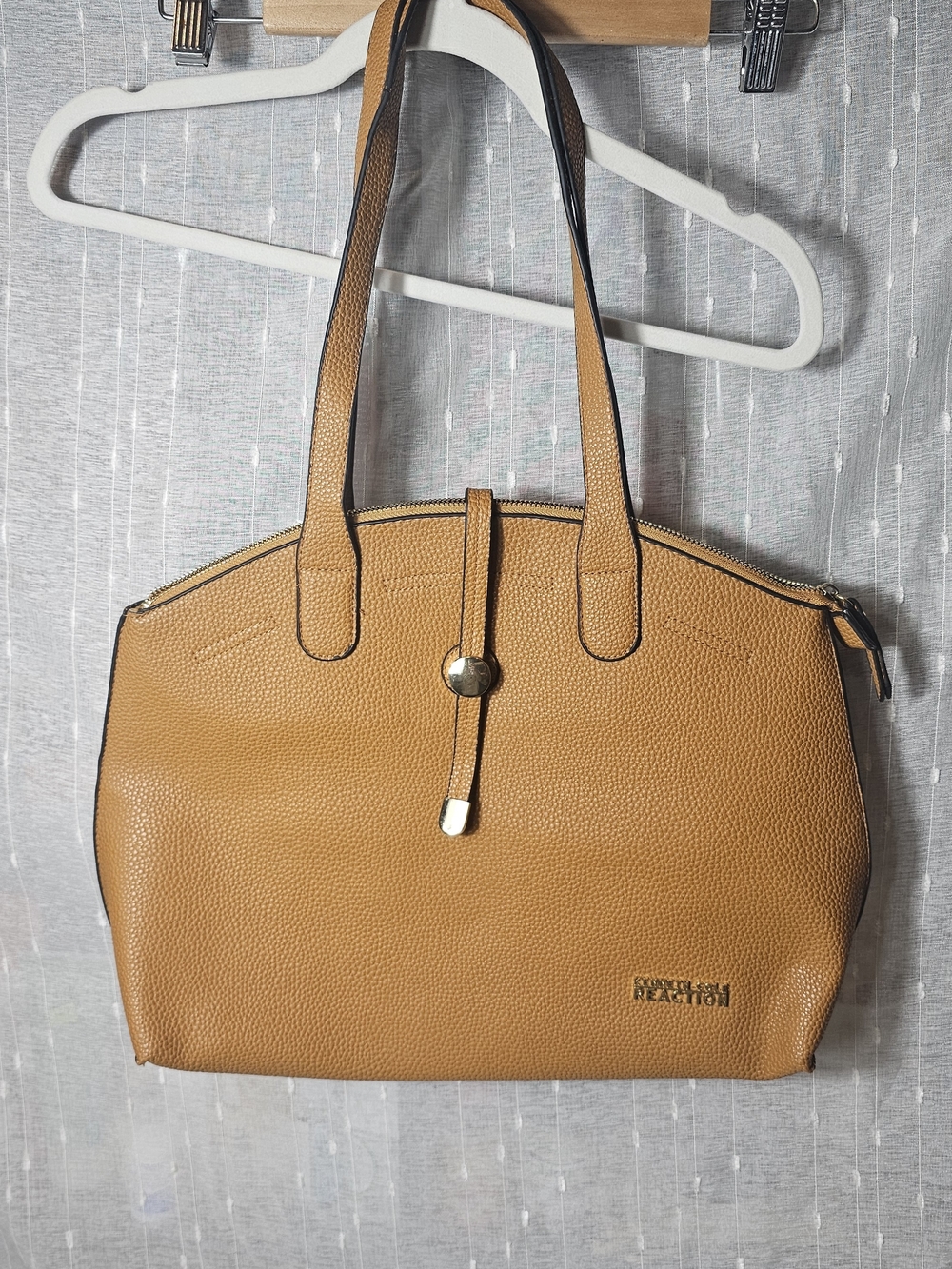 Kennth Cole Reaction Pebbled Faux Leather Dome Satchel Tote Bag W/ Double Straps